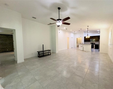 3775 Manorwood Loop - Photo Thumbnail 6