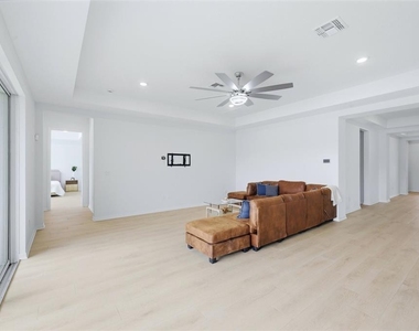 7228 Great Egret Boulevard - Photo Thumbnail 2