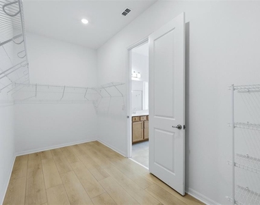 7228 Great Egret Boulevard - Photo Thumbnail 18