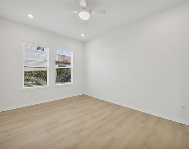 7228 Great Egret Boulevard - Photo Thumbnail 25