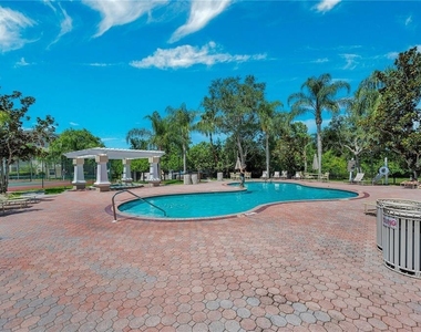 5122 Northridge Road - Photo Thumbnail 11