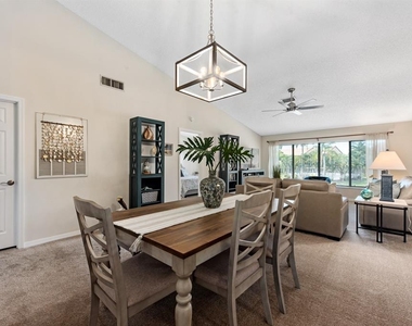 5656 Ashton Lake Drive - Photo Thumbnail 17