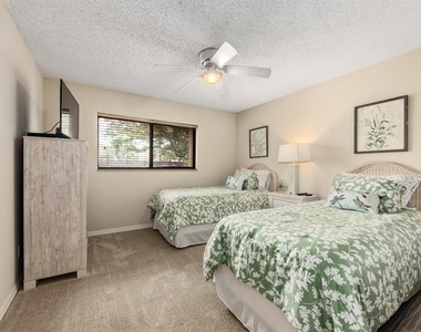 5656 Ashton Lake Drive - Photo Thumbnail 6