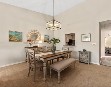5656 Ashton Lake Drive - Photo Thumbnail 16