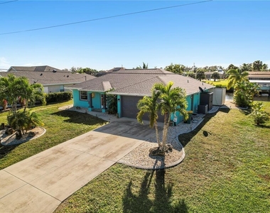 12371 Minot Avenue - Photo Thumbnail 2
