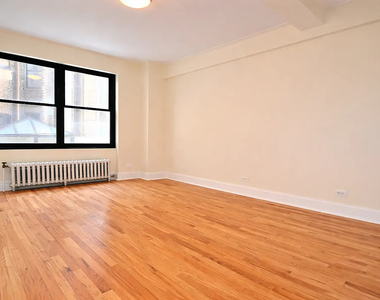 166 2nd Avenue - Photo Thumbnail 1