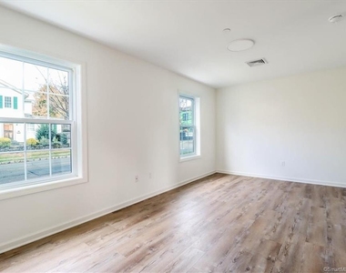 80 South Street - Photo Thumbnail 5