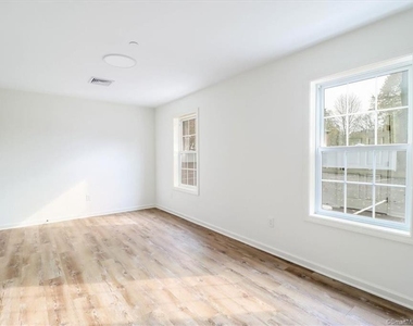 80 South Street - Photo Thumbnail 13