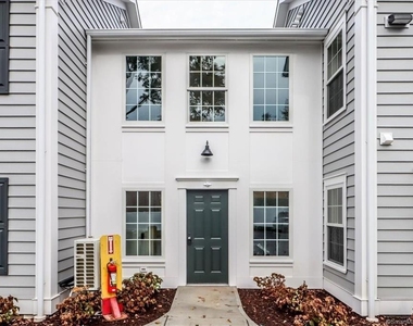 80 South Street - Photo Thumbnail 15