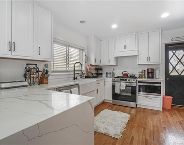 120 Englewood Avenue - Photo Thumbnail 8