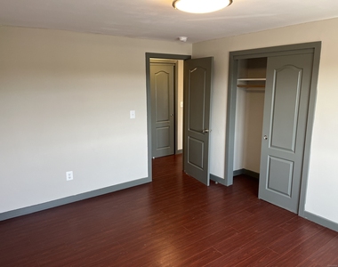 32 Cook Avenue - Photo Thumbnail 6