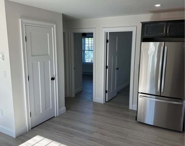 309 Flanders Road - Photo Thumbnail 7
