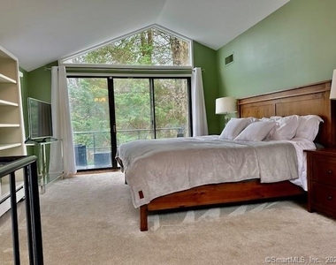 71 High Point Road - Photo Thumbnail 13