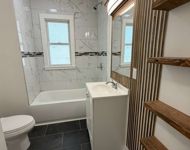 33 Marion Street - Photo Thumbnail 9