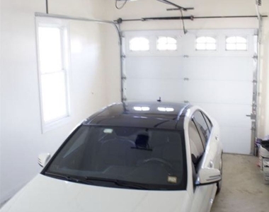 175 Alvin Street - Photo Thumbnail 4