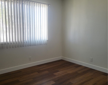 717 Van Ert Avenue - Photo Thumbnail 5