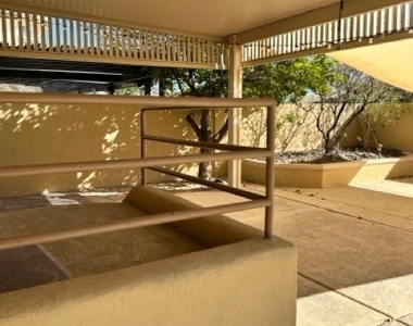 3920 Larkcrest Street - Photo Thumbnail 11