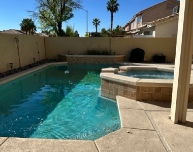 3920 Larkcrest Street - Photo Thumbnail 10
