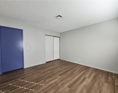 1617 Cordoba Lane - Photo Thumbnail 12