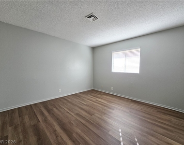 1617 Cordoba Lane - Photo Thumbnail 2
