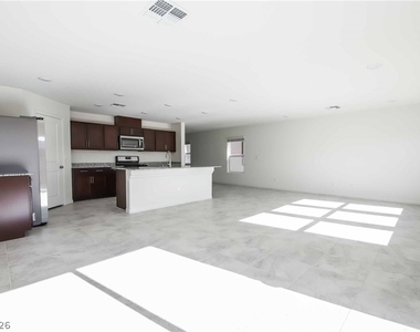 7087 Baza Avenue - Photo Thumbnail 5