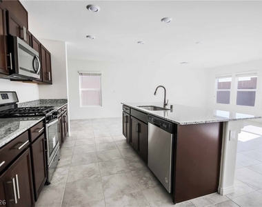 7087 Baza Avenue - Photo Thumbnail 9
