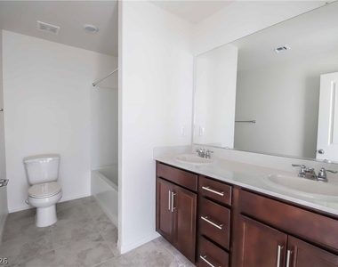 7087 Baza Avenue - Photo Thumbnail 14