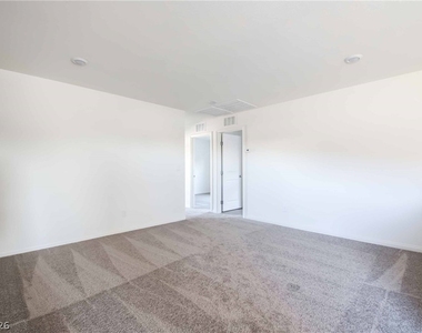 7087 Baza Avenue - Photo Thumbnail 17