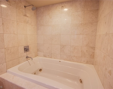 222 Karen Avenue - Photo Thumbnail 4