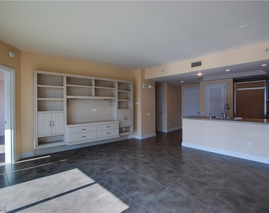 222 Karen Avenue - Photo Thumbnail 11
