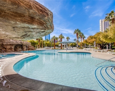 222 Karen Avenue - Photo Thumbnail 23