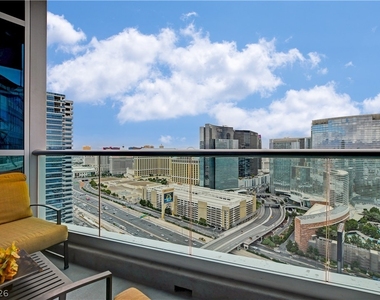 4575 Dean Martin Drive - Photo Thumbnail 21