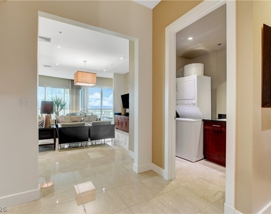 4575 Dean Martin Drive - Photo Thumbnail 13