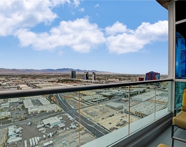 4575 Dean Martin Drive - Photo Thumbnail 20