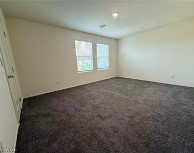 4824 Orchid Ridge Avenue - Photo Thumbnail 11