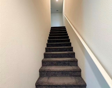 4824 Orchid Ridge Avenue - Photo Thumbnail 10