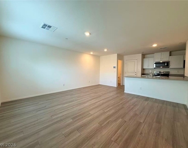 4824 Orchid Ridge Avenue - Photo Thumbnail 3