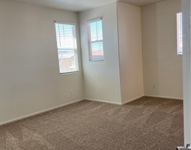 5640 Mount Athos Street - Photo Thumbnail 13