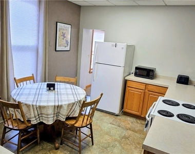 315 Laurens Street - Photo Thumbnail 17