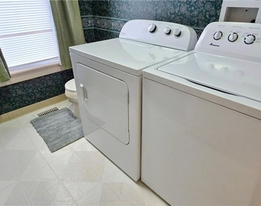 315 Laurens Street - Photo Thumbnail 18