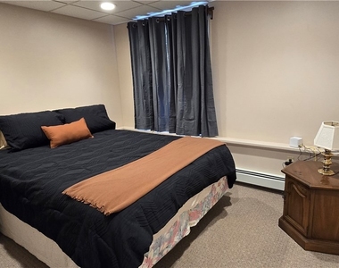 315 Laurens Street - Photo Thumbnail 2