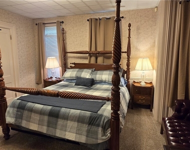 315 Laurens Street - Photo Thumbnail 24