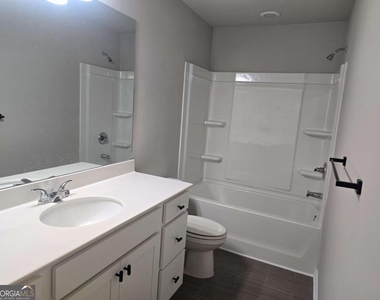 213 N Fortune Way - Photo Thumbnail 24