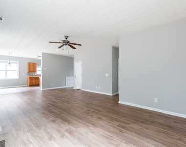 3290 Cooper Woods Drive - Photo Thumbnail 9