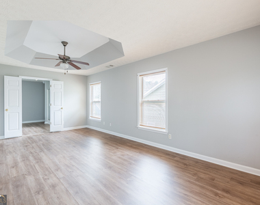 3290 Cooper Woods Drive - Photo Thumbnail 18