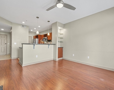 390 17th Street Nw - Photo Thumbnail 12