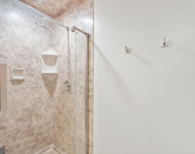 390 17th Street Nw - Photo Thumbnail 24