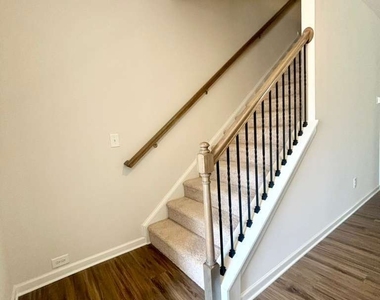 503 Alma Street - Photo Thumbnail 8