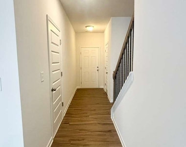 503 Alma Street - Photo Thumbnail 19