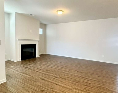 503 Alma Street - Photo Thumbnail 6